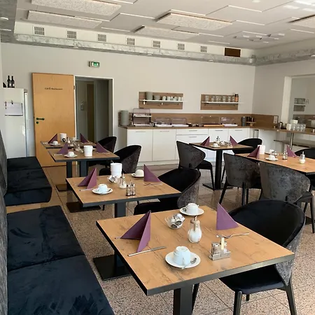 Hotell Flair Zur Therme