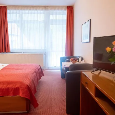Zur Therme