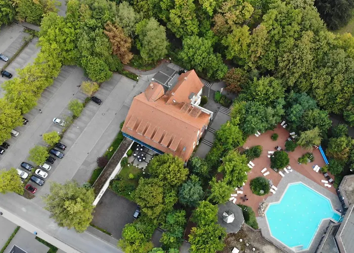 Hotel Flair Zur Therme 3*