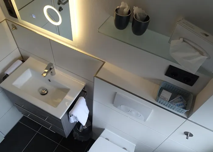 Hotell Flair Zur Therme